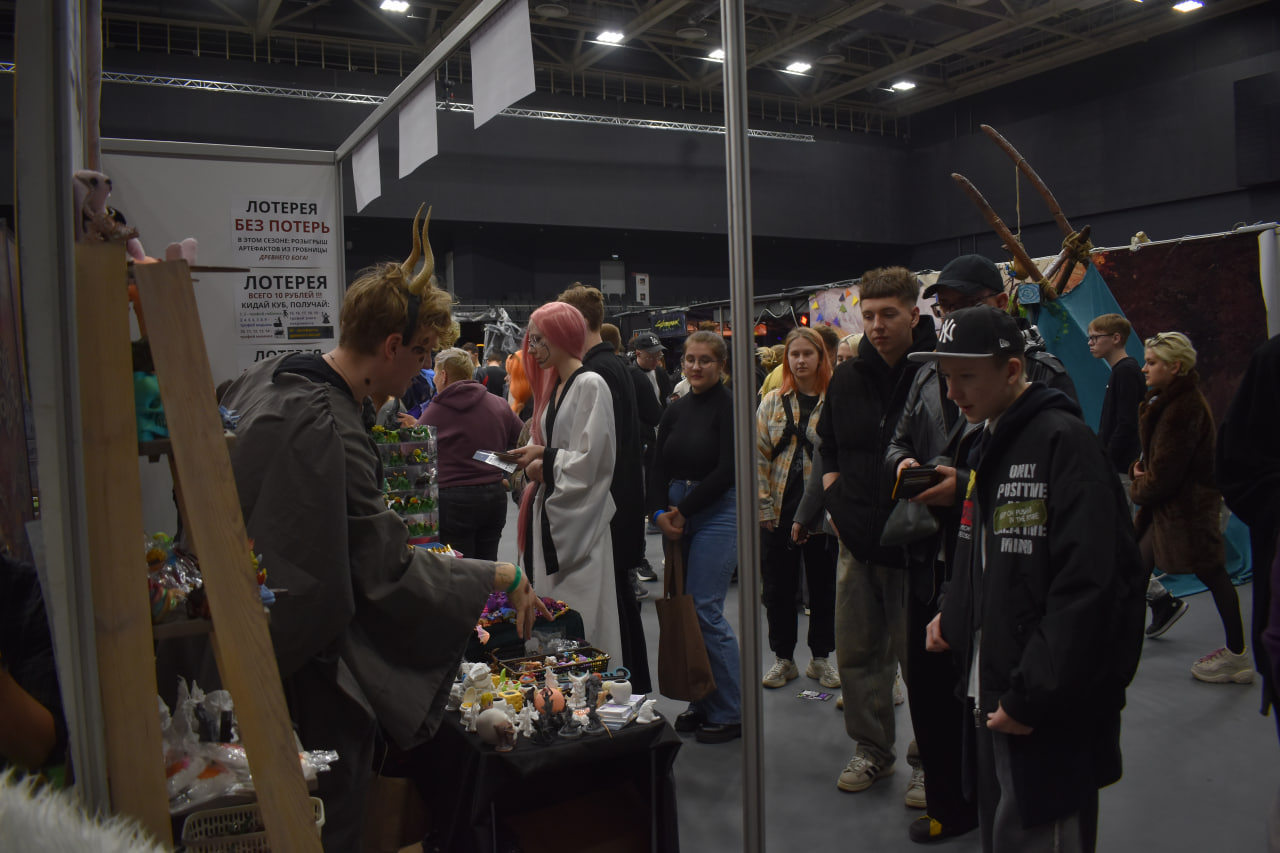 «Темные материи» выставка косплей