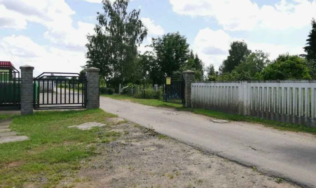 Лавсановское кладбище