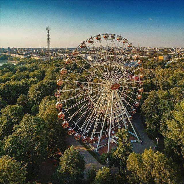 Колесо обозрения парк Горького