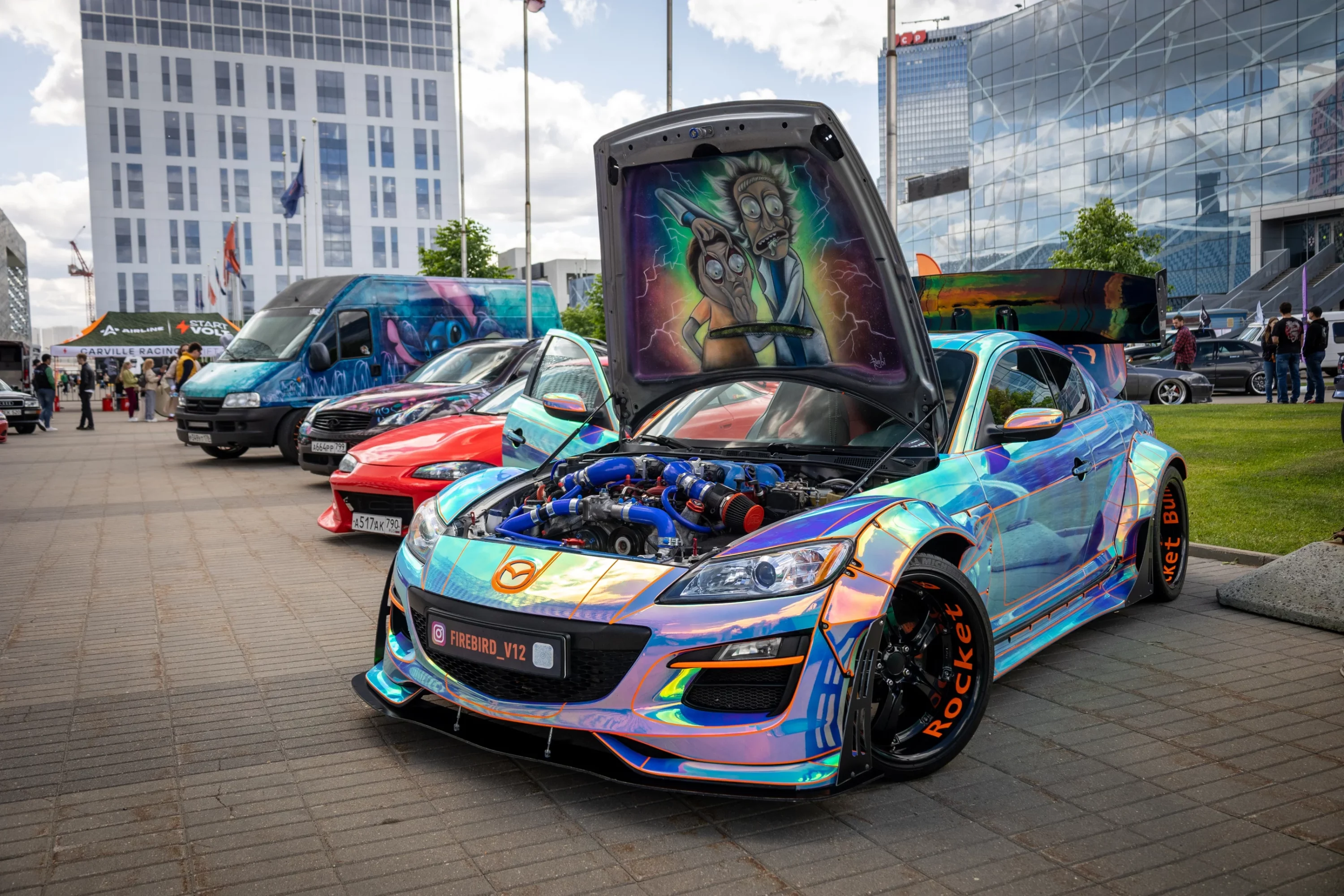 Звёздный крейсер в поисках парковки