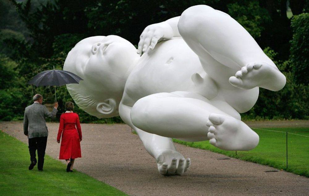 Скульптура "Бэби"