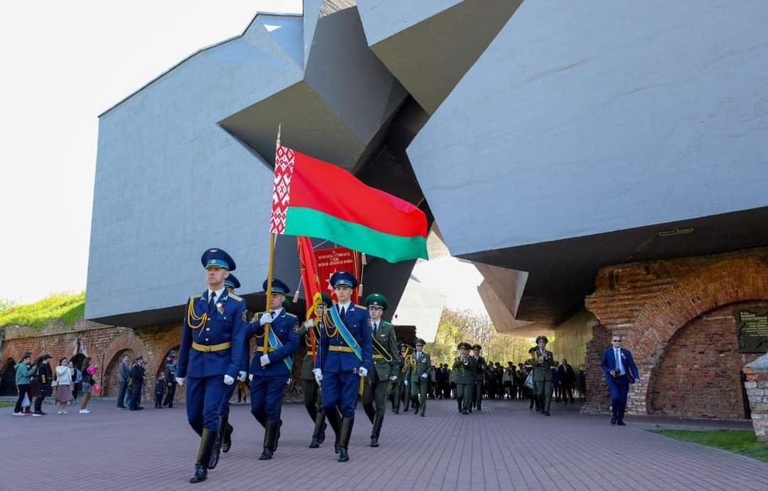 День Победы Брест