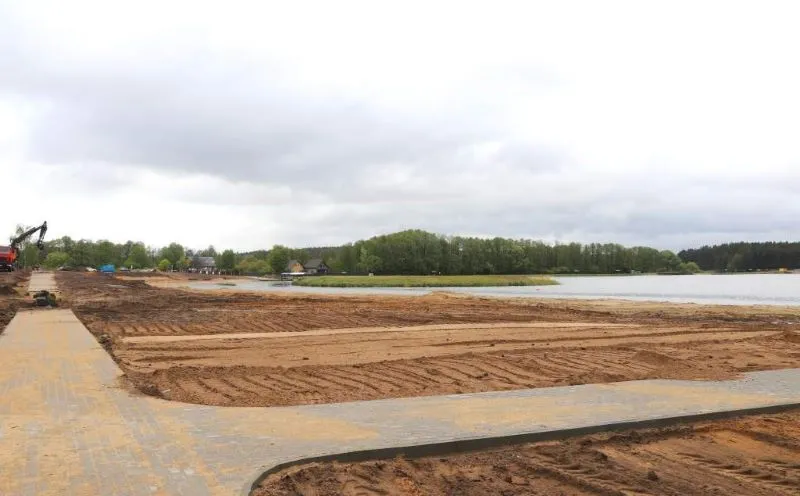 Юбилейное озеро