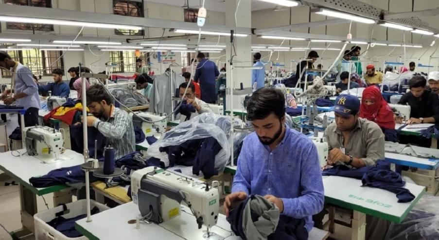 Власти Пакистана озвучили минимальную зарплату для своих граждан в Беларуси. Сколько готовы платить — все подробности.