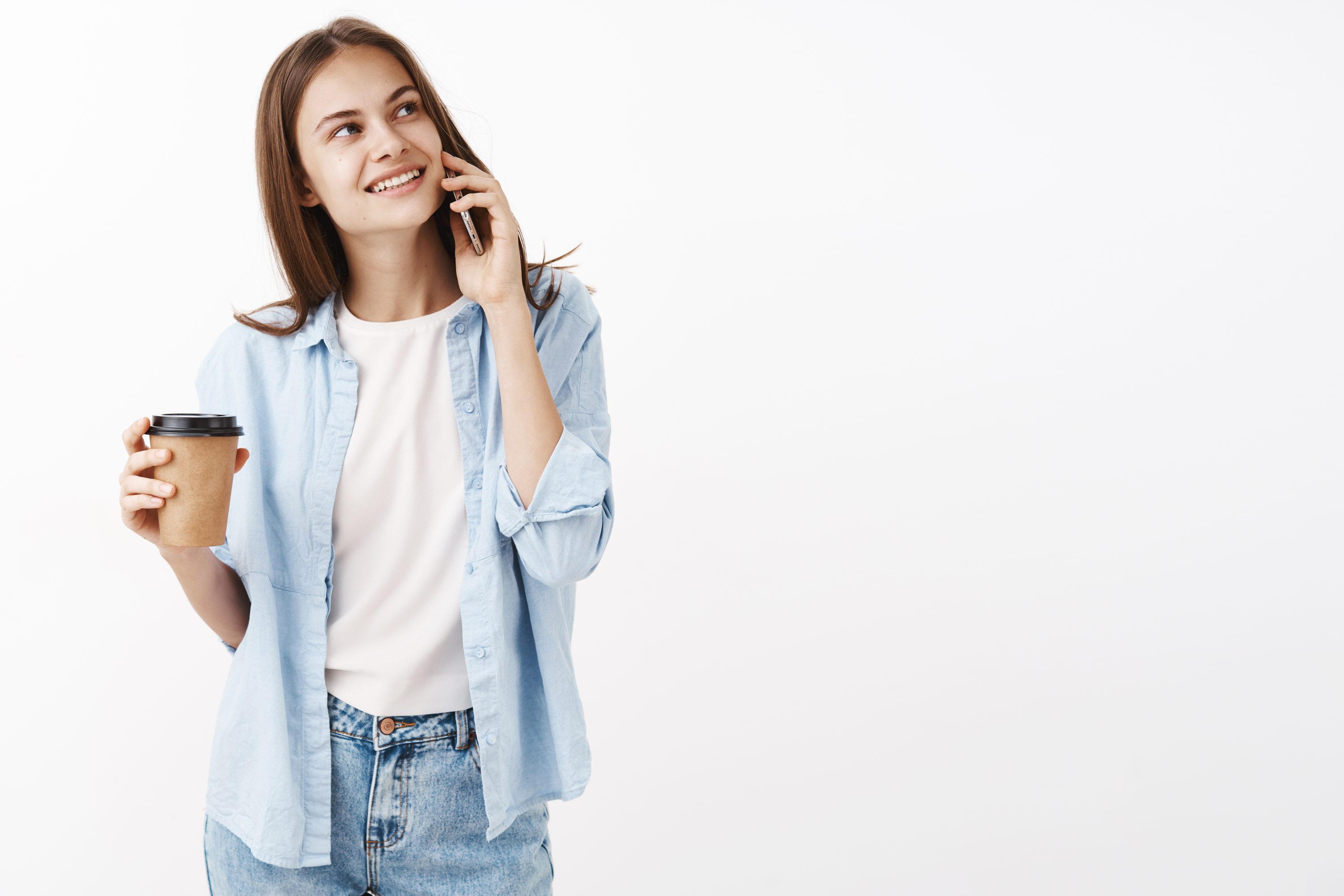 девушка с кофе 