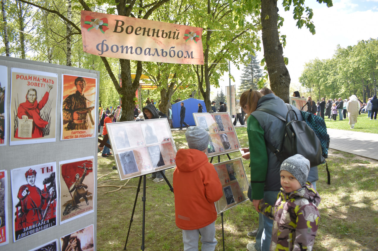 Минск празднует День Победы. Фоторепортаж (14)