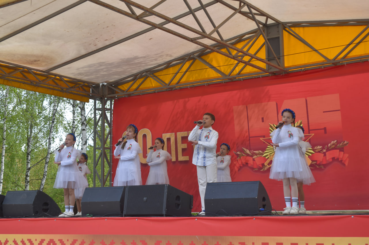 Минск празднует День Победы. Фоторепортаж (19)