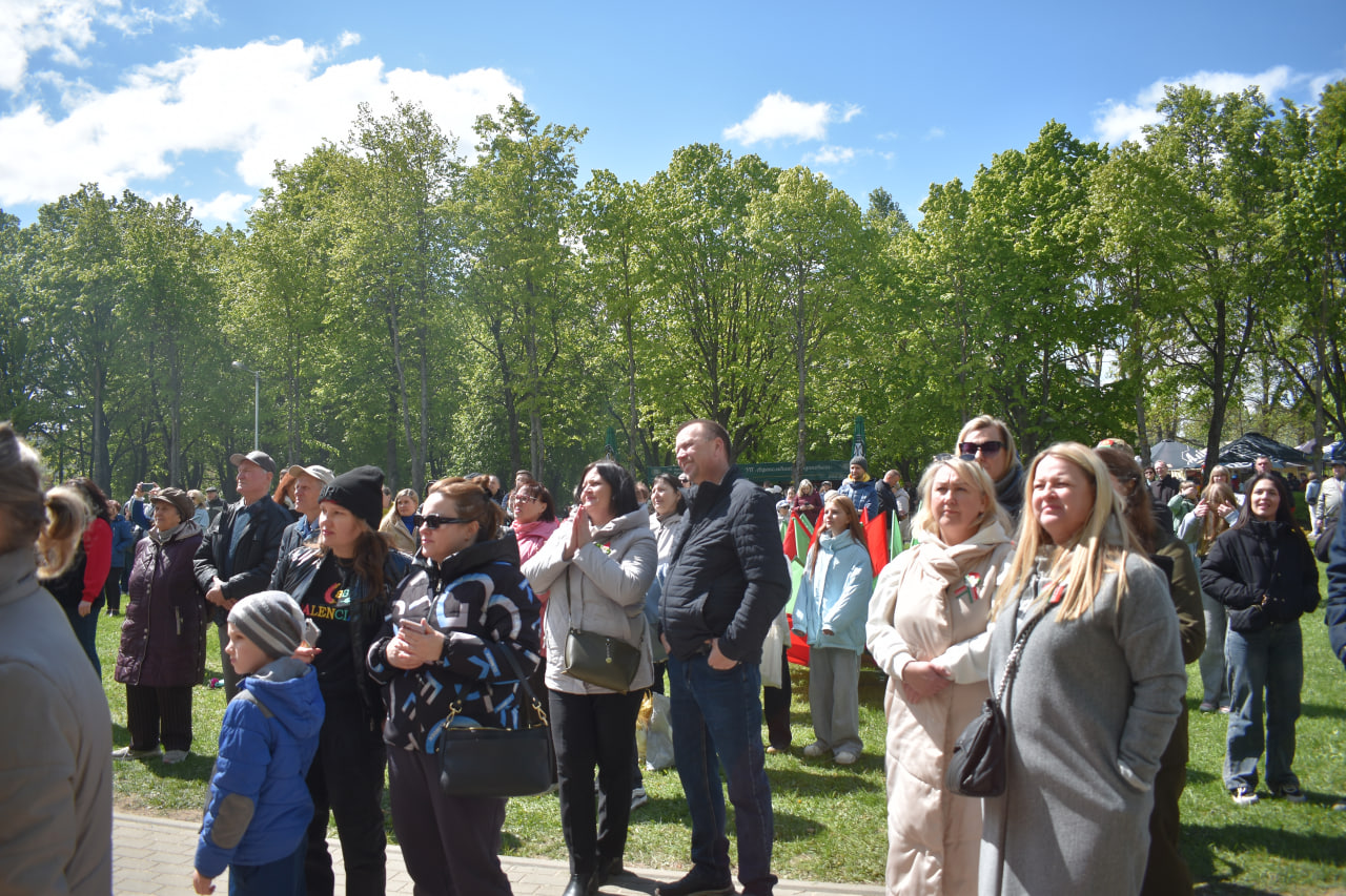 Минск празднует День Победы. Фоторепортаж (35)