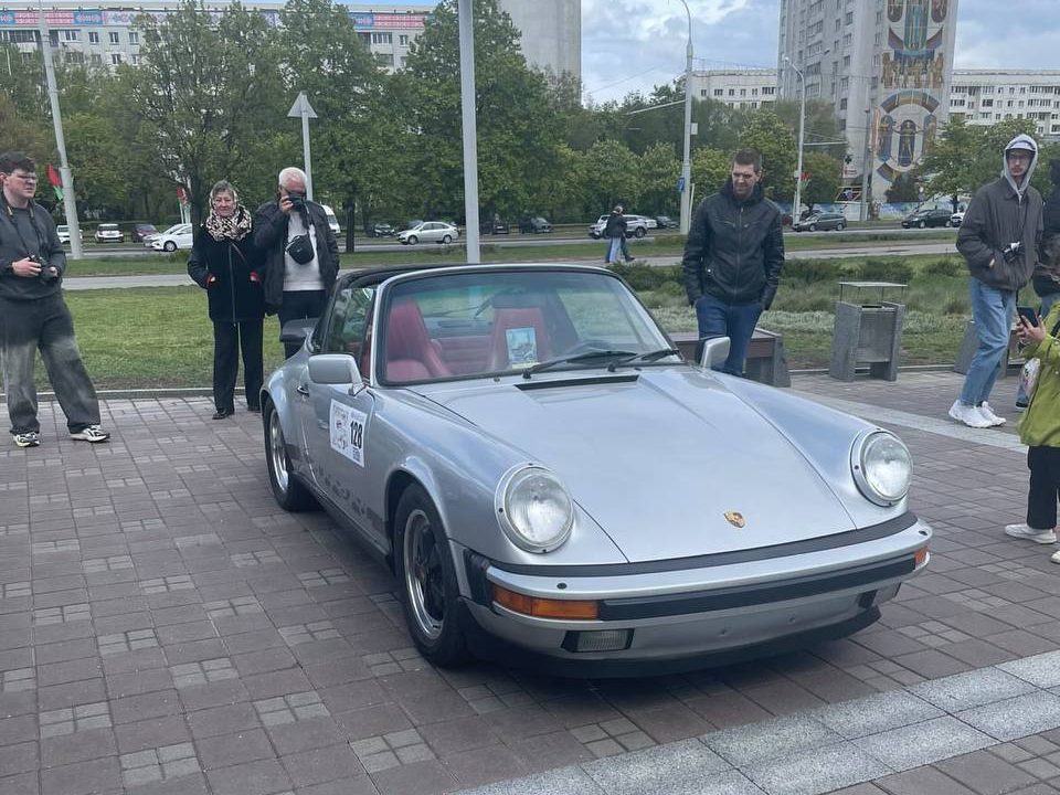 «Ретро-Минск 2025»: яркий праздник ретроавтомобилей в столице