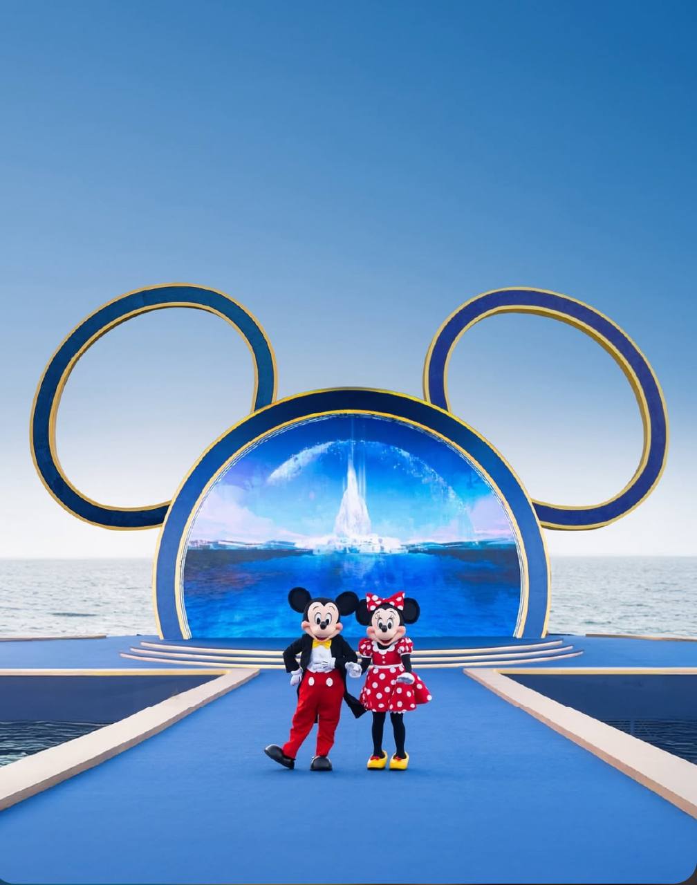 Мики маус диснейленд