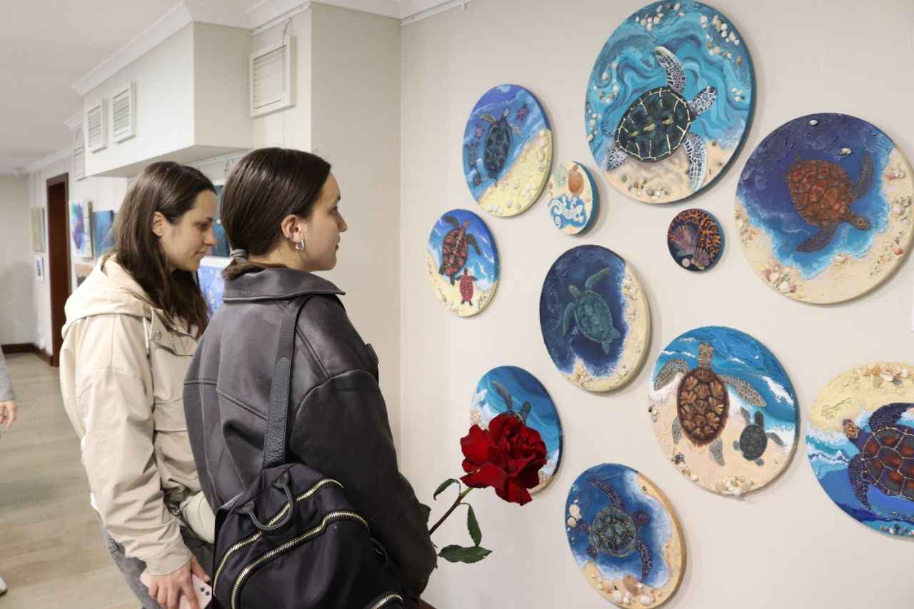 Выставка, детское творчество, дети