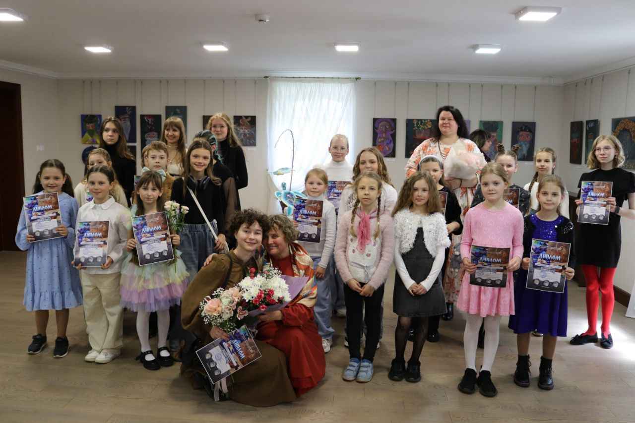 Выставка, детское творчество, дети