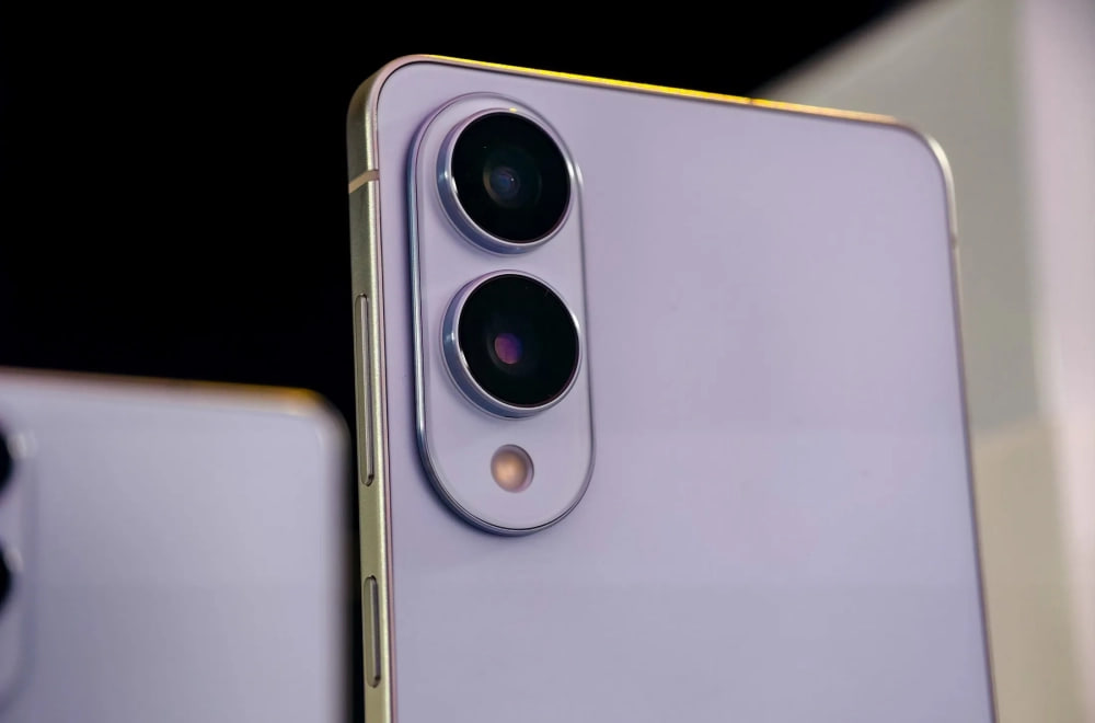 Samsung выпустил ультратонкий инновационный смартфон Galaxy S25 Edge