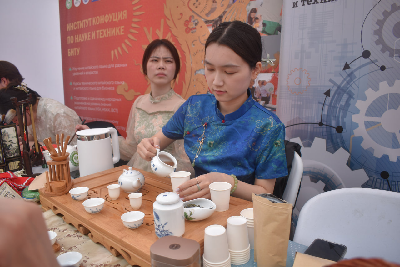 Китай праздник Минск