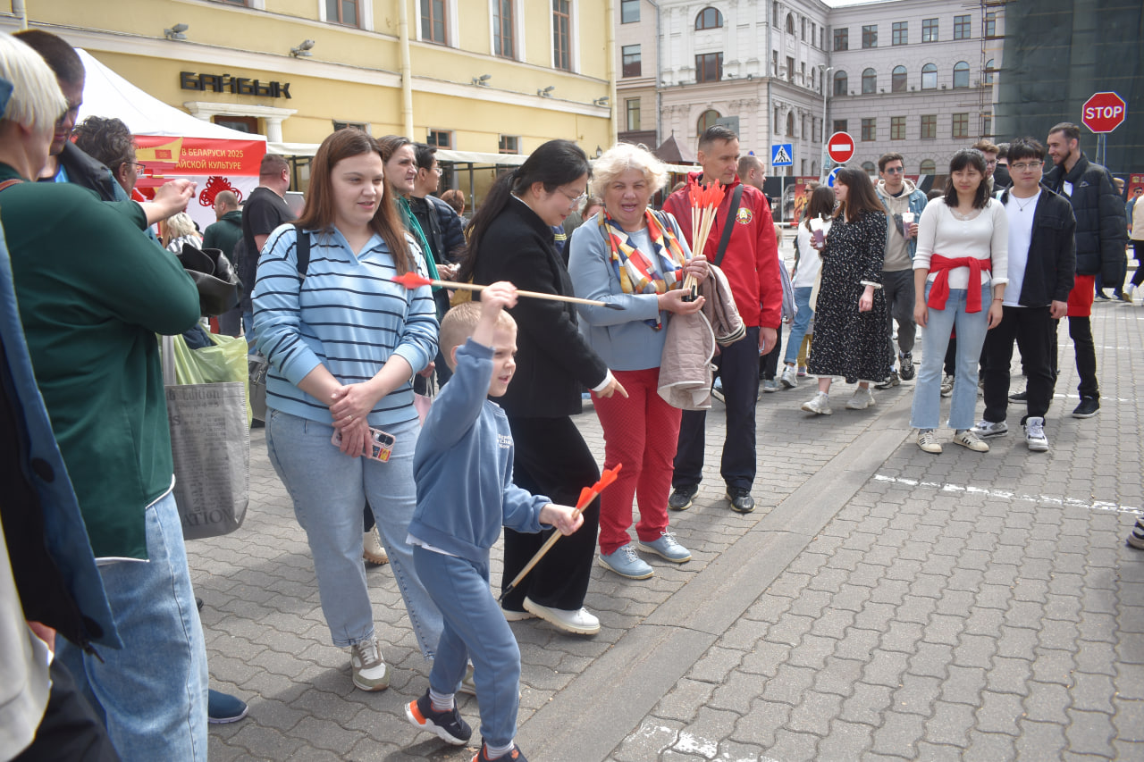 Китай праздник Минск