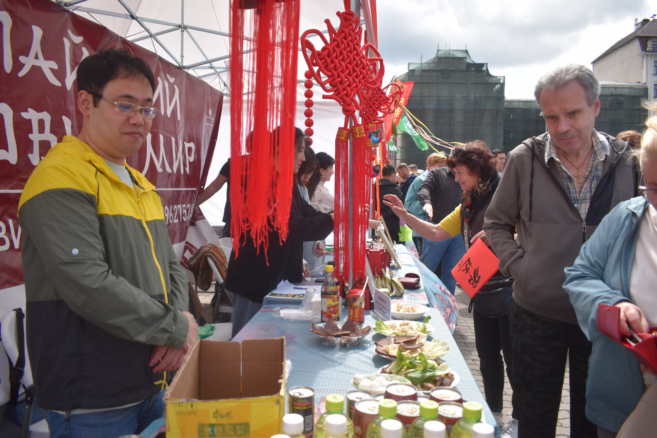 Китай праздник Минск