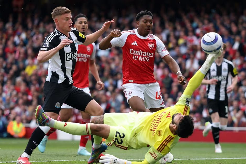 Райя, Арсенал - Ньюксал