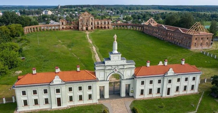 ружанский дворец