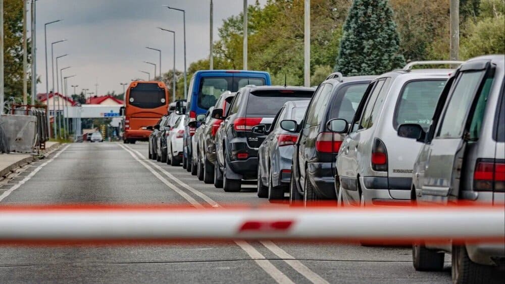 Очереди на границе