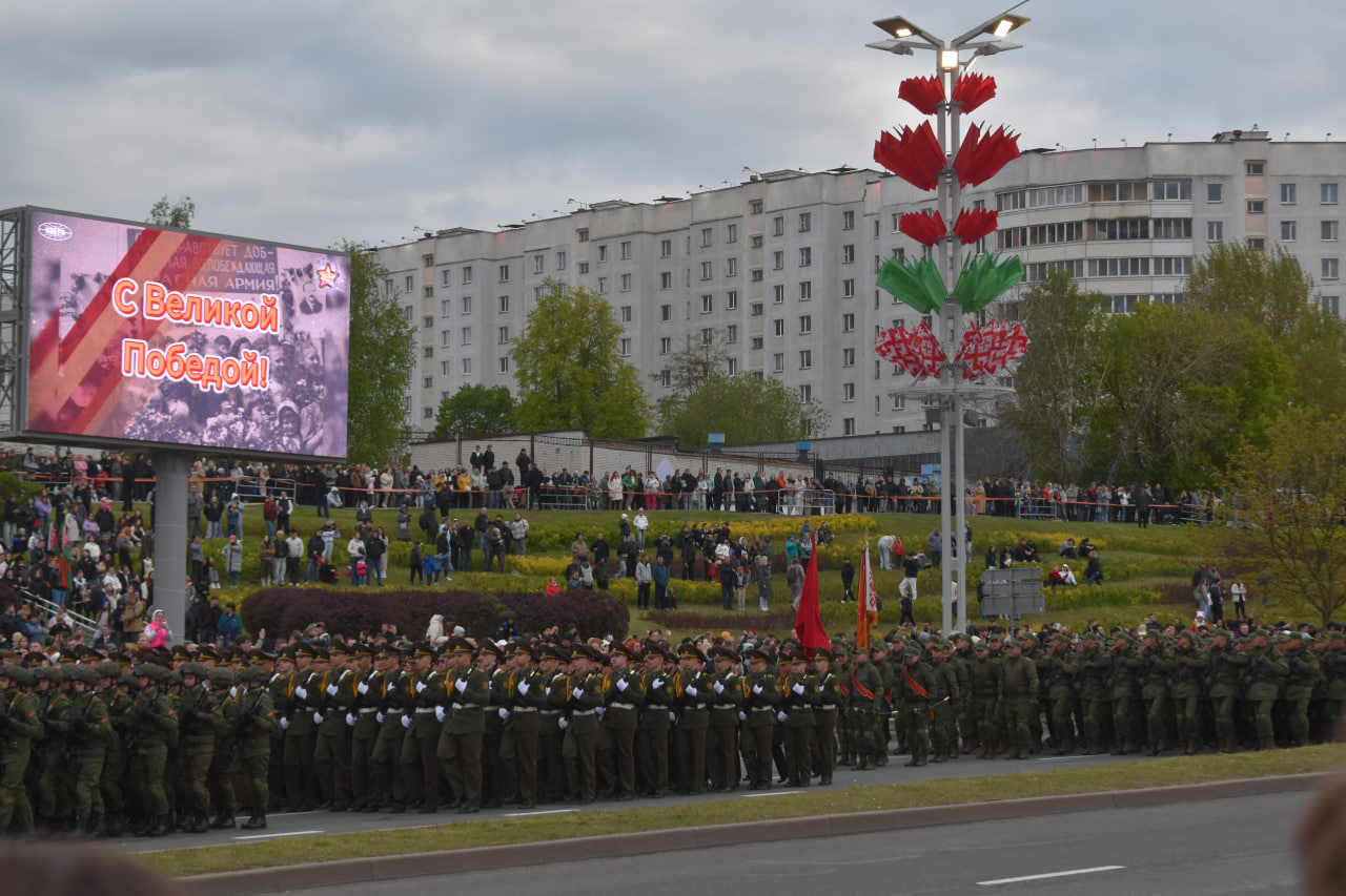 Сходили на парад и посмотрели салют что увидели Фоторепортаж (11)