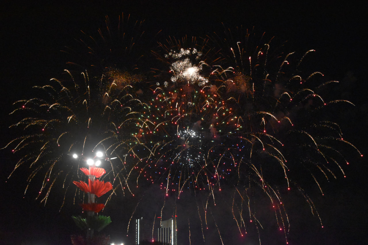 Сходили на парад и посмотрели салют что увидели Фоторепортаж (18)