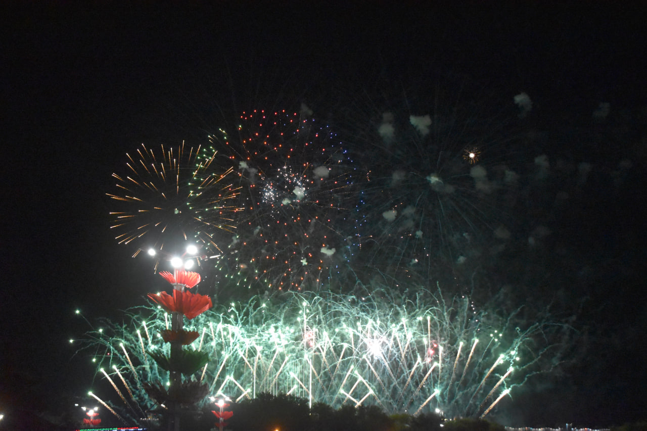 Сходили на парад и посмотрели салют что увидели Фоторепортаж (2)