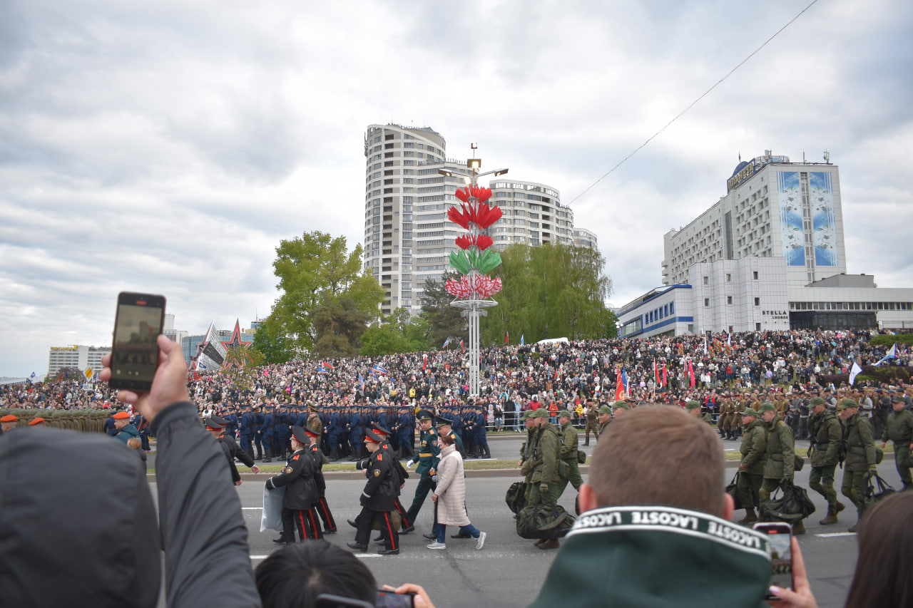 Сходили на парад и посмотрели салют что увидели Фоторепортаж (31)