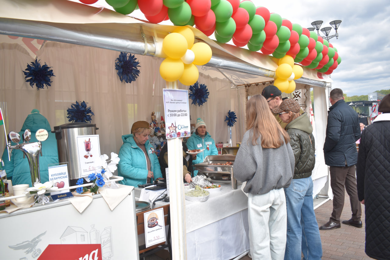Сходили на парад и посмотрели салют что увидели Фоторепортаж (6)