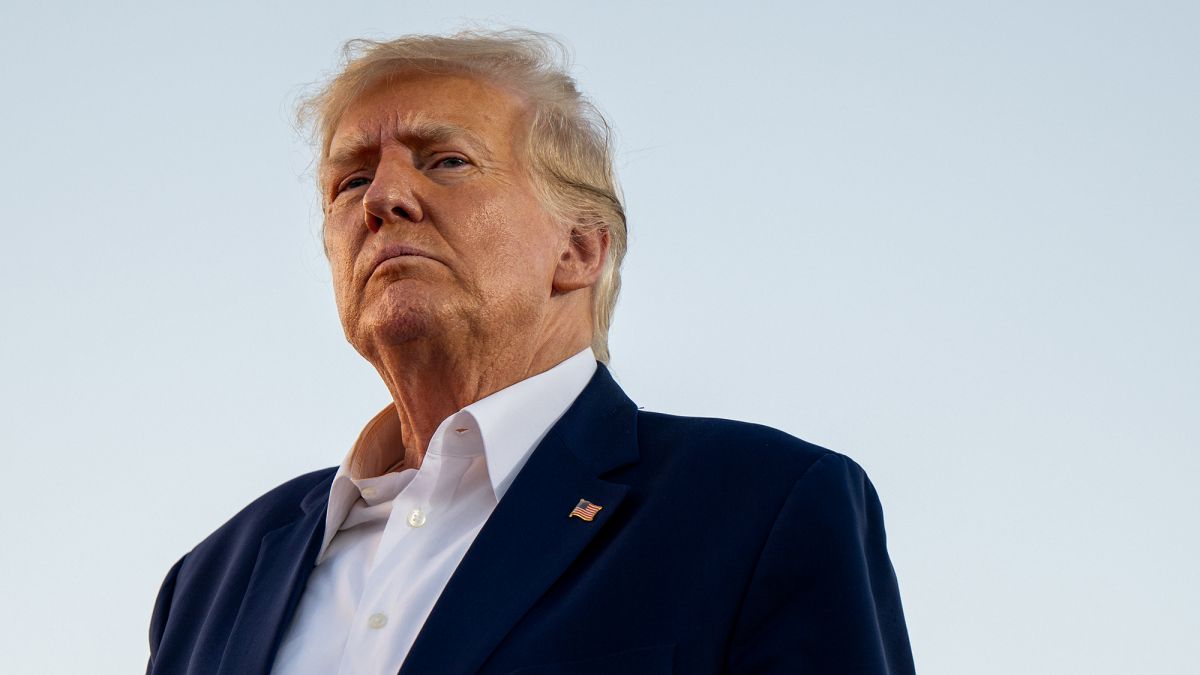 Трамп предложил обложить иностранные фильмы 100% пошлиной