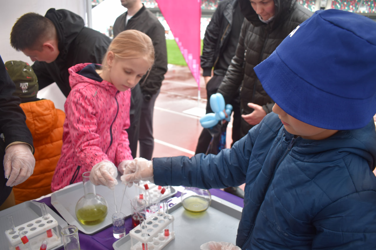 фестиваль Твой день опыт химия