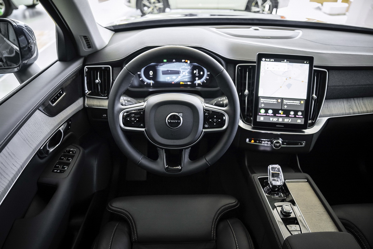 Volvo XC90 в Минске