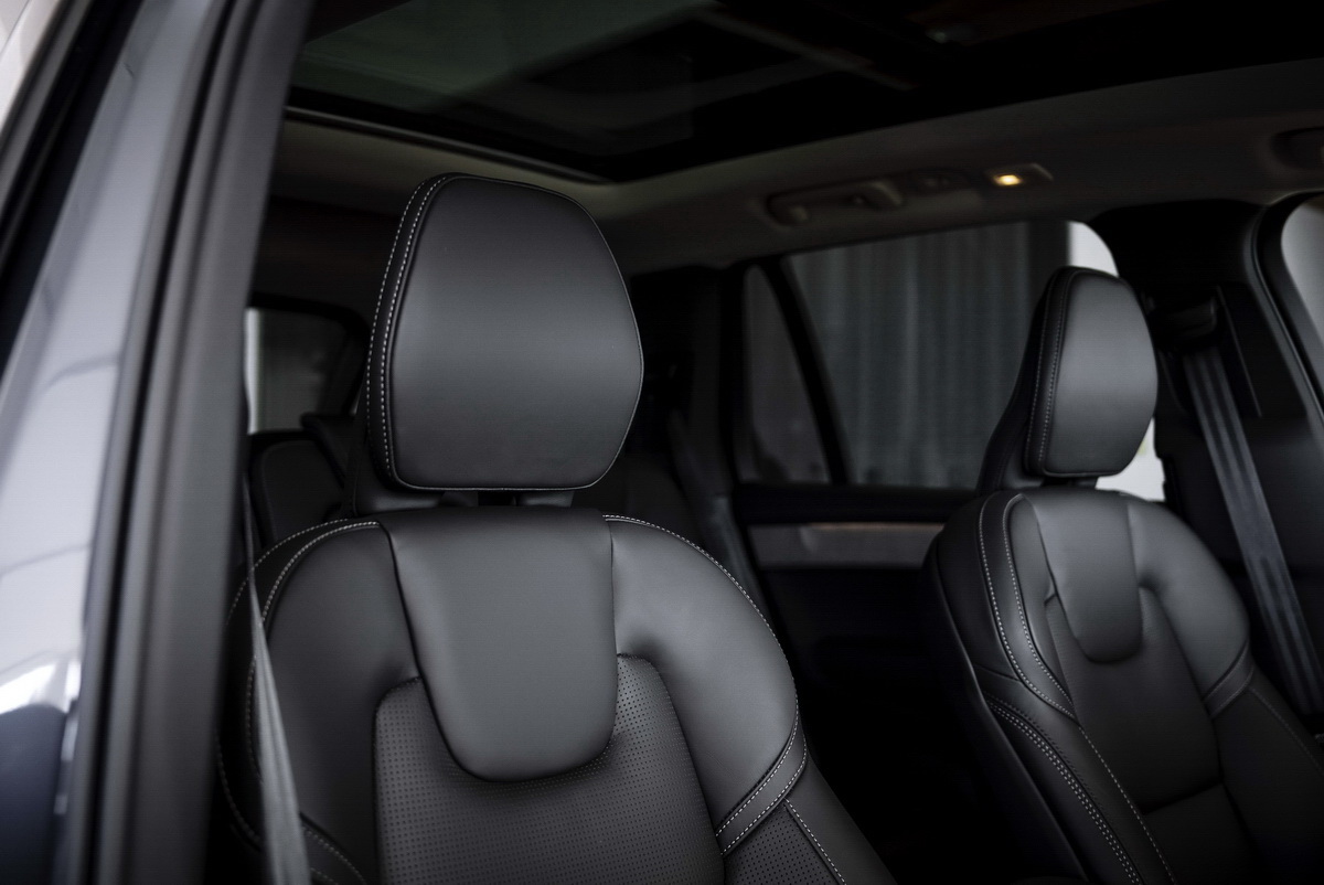 Volvo XC90 в Минске салон