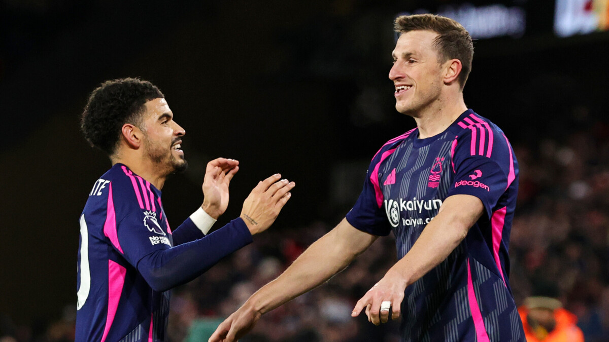 Вуд и Гиббс-Уайт