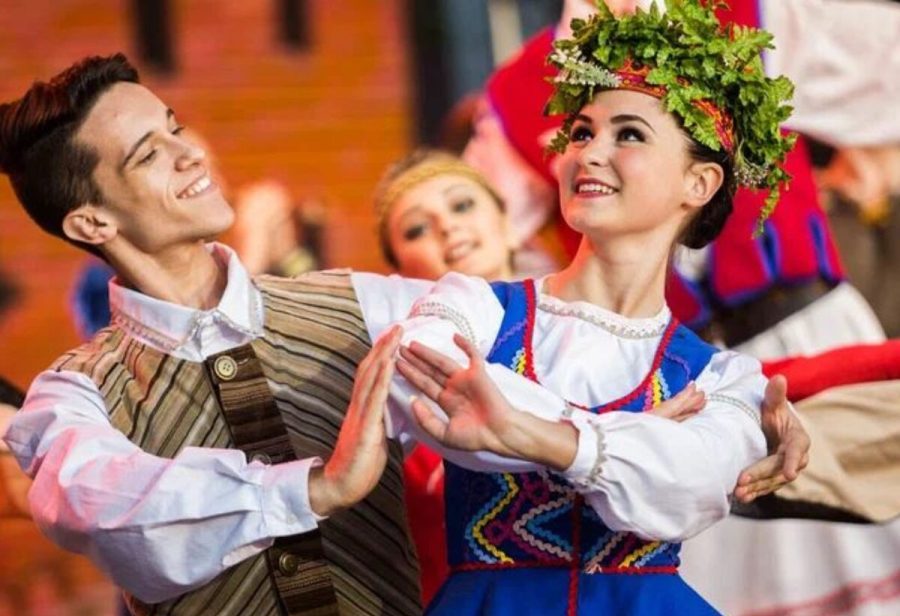 танцы, Августовский канал