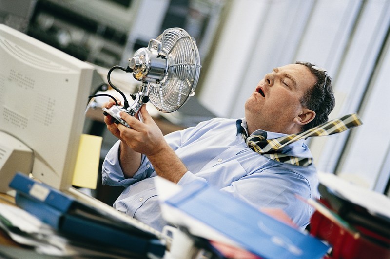 жара в офисе