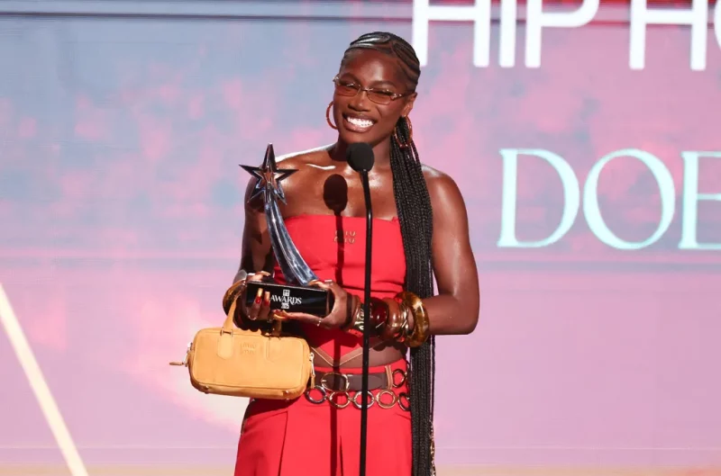 Doechii, восходящая звезда, победила как Лучшая исполнительница хип-хопа,