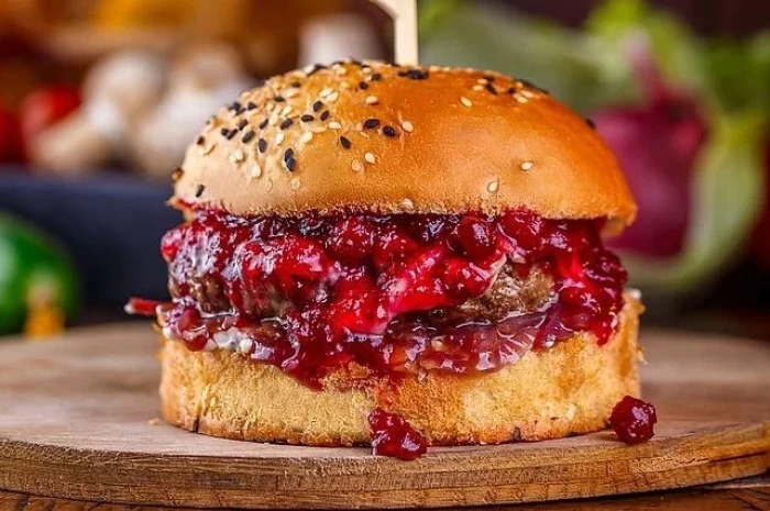 Бургер с джемом