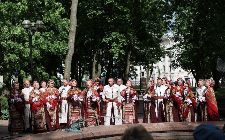 Концерты в Александровском сквере