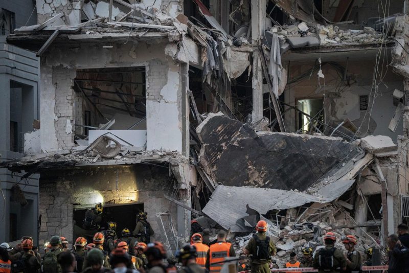 Иран нанес удар по Израилю