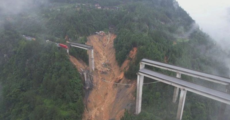 Обрушение моста В Китае