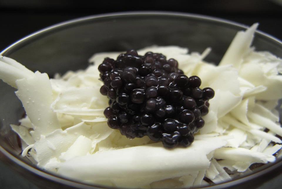 Икра с белым шоколадом