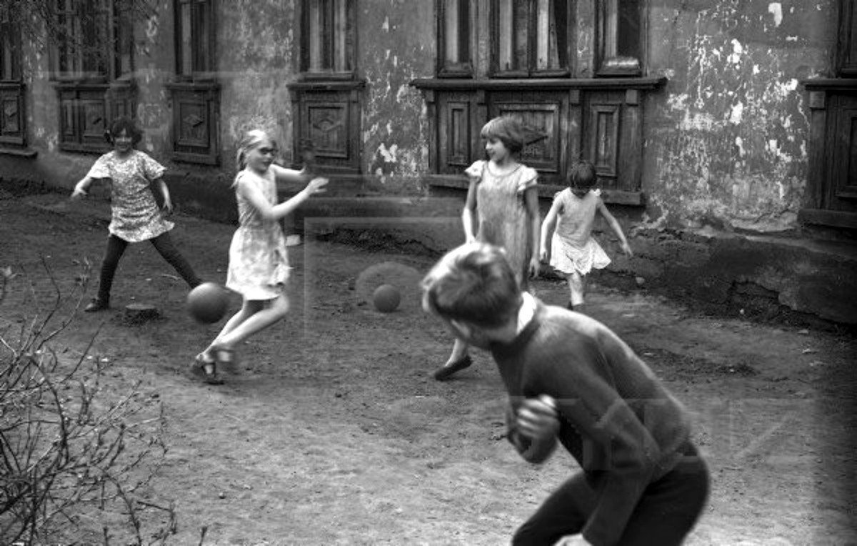 игра выбивалы вышибалы