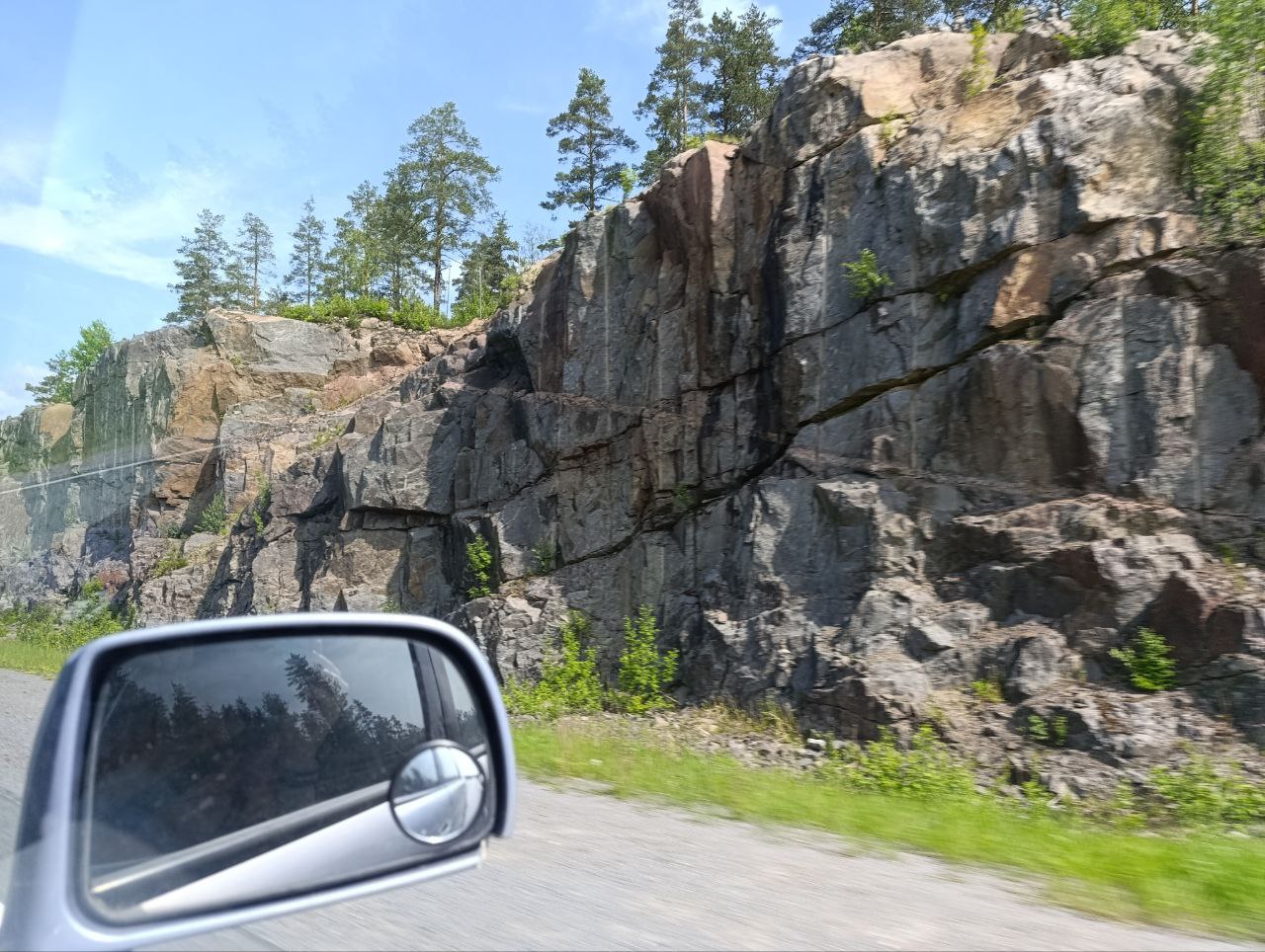 Лахденпохья скалы