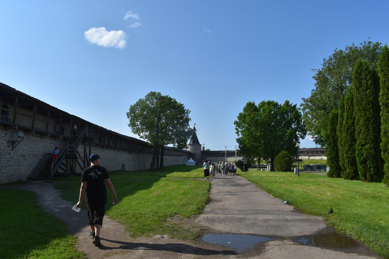 Псков Псковский кремль внутренняя территория 