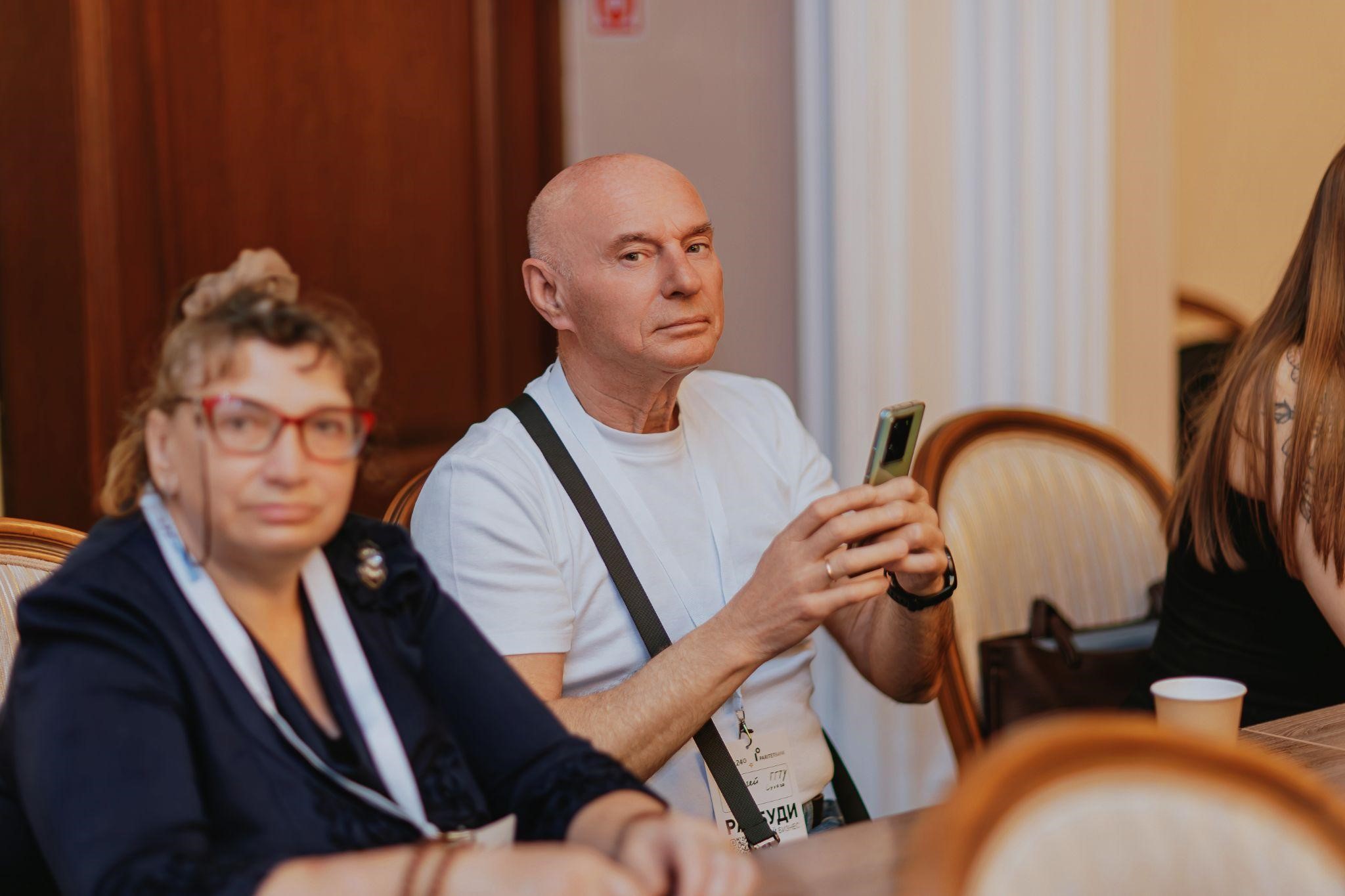 сергей астраханцев
