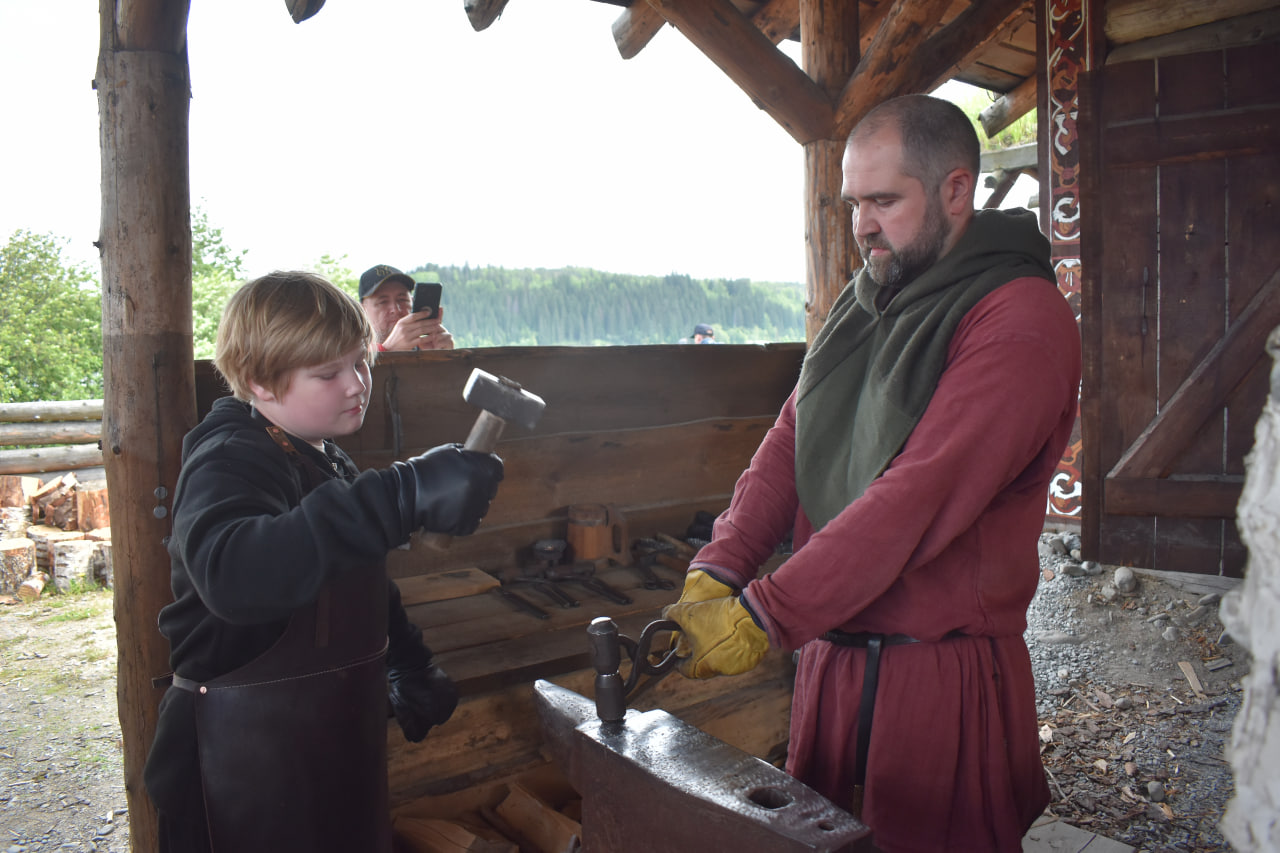 Сортавала викинги парк Бастион кузница