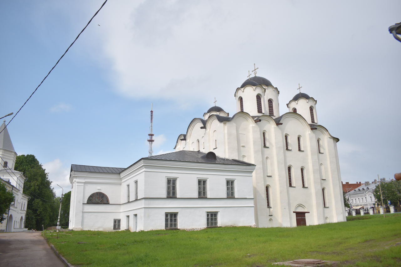 Великий Новгород Ярославо дворище