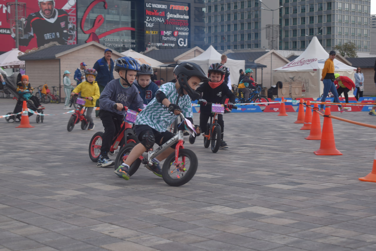 Viva Ровар Велокарнавал