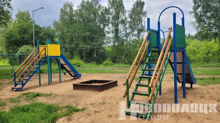 детская площадка