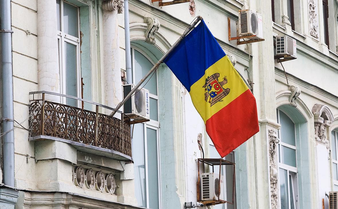 молдова флаг посольство